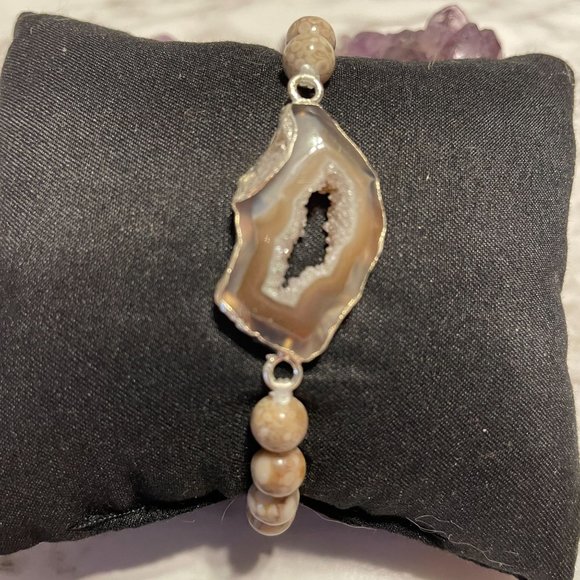 Handmade Druzy Agate Slice Stretch Bracelet Natural Agate Maifanite Beads - Picture 1 of 5
